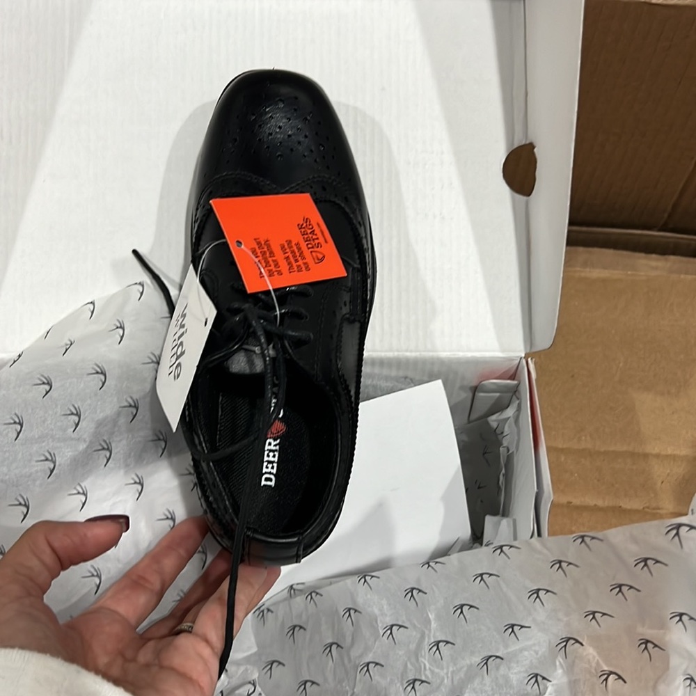 Size 11 Deer Stage Dress shoes Boys - Picture 3 of 3